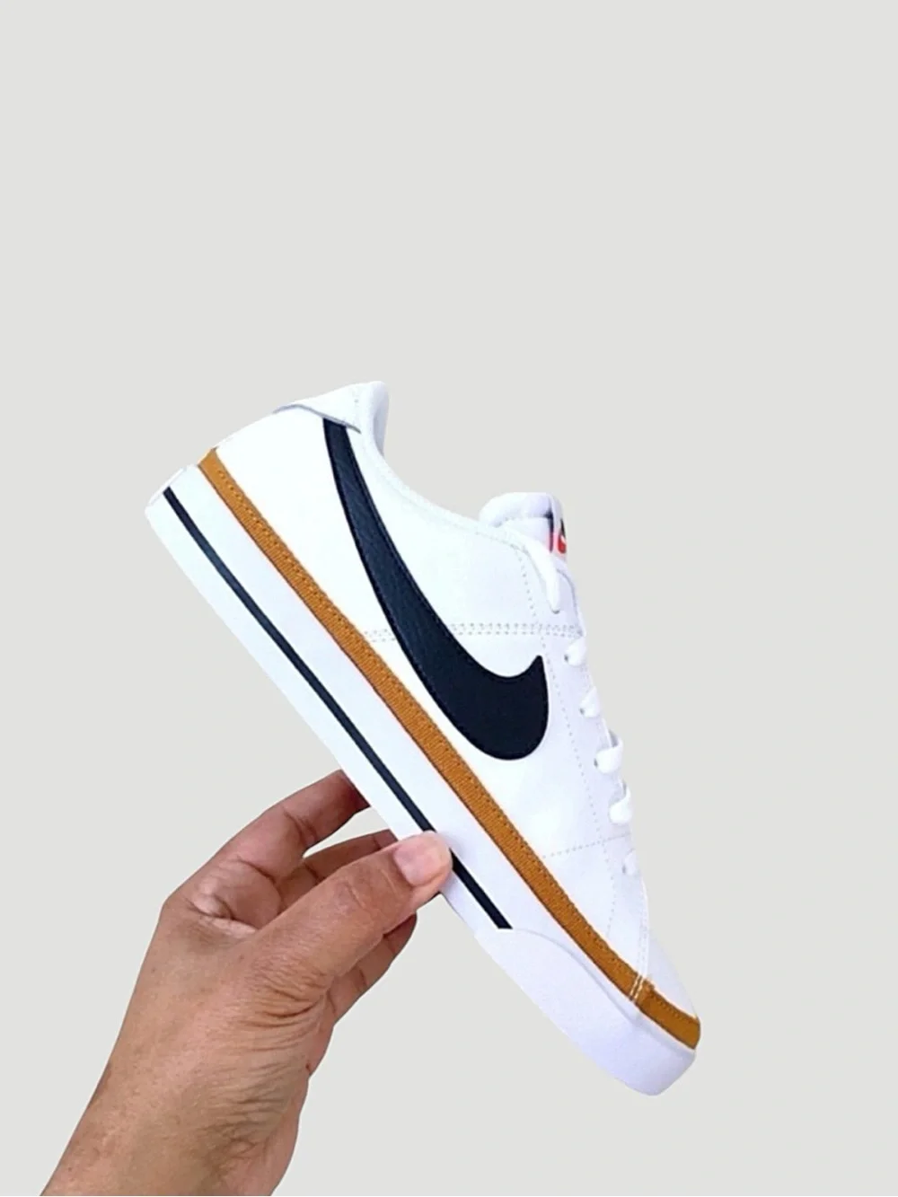Nike Court Legacy Casual Sneakers Size 6.5 Men/ 8 Women